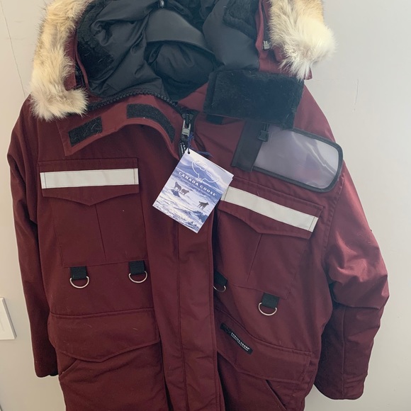 RESOLUTE PARKA- Canada Goose- New with tags - Picture 6 of 7